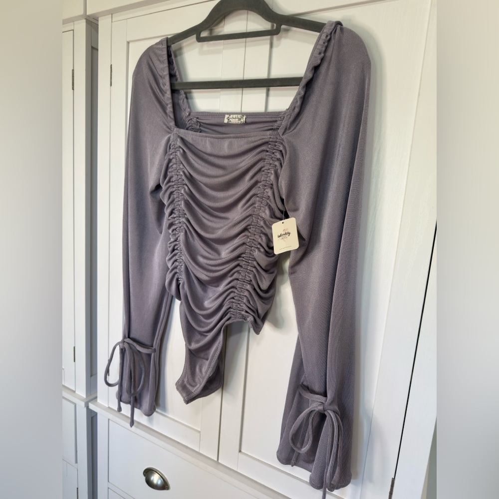 NWT Free People Meant To Be Bodysuit Silver Mauve Ruched Bell Sleeve Size Medium - Picture 5 of 11